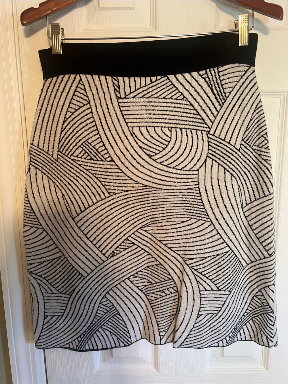 Anthropologie Black and White Abstract Knit Pencil Skirt